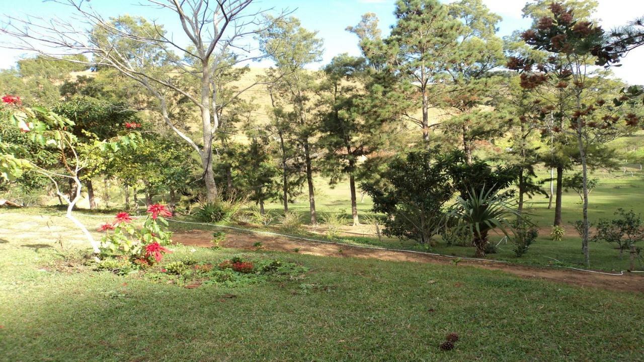 Sitio Tres Porteiras Villa Paty do Alferes Exteriör bild